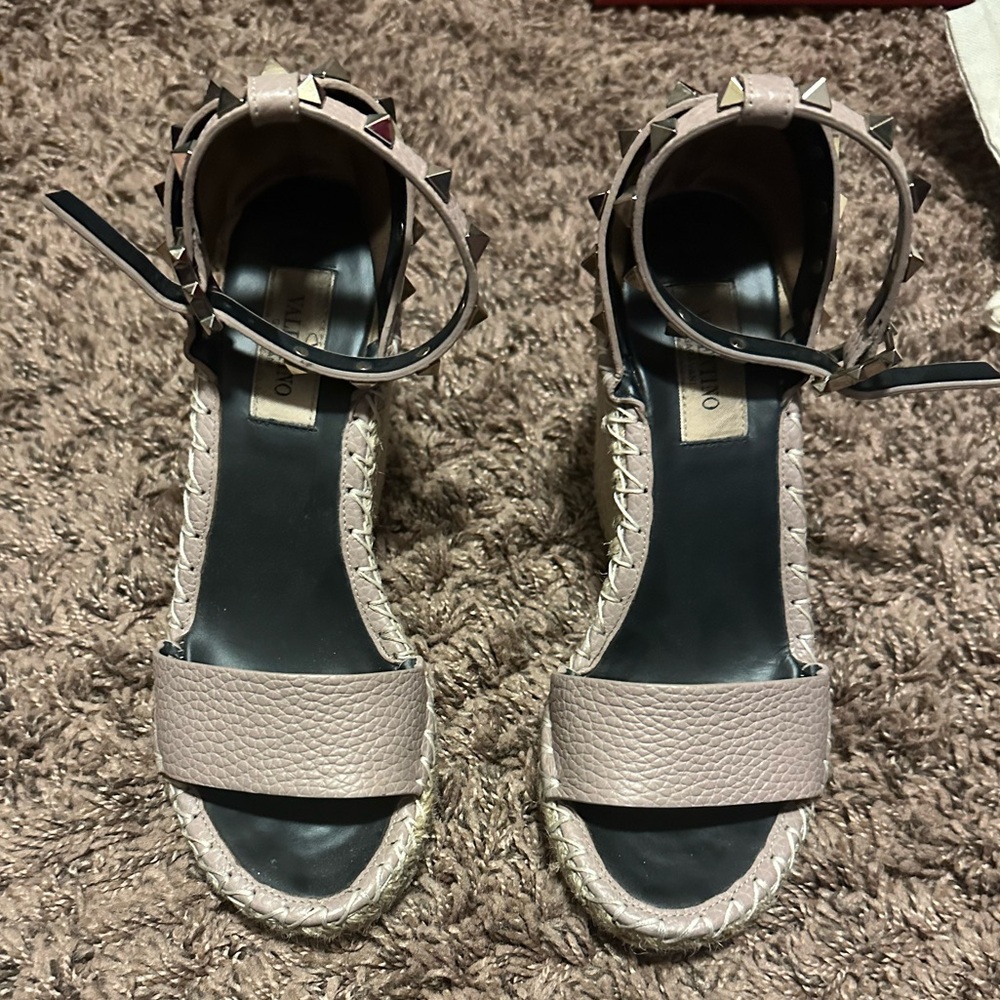 Valentino Rockstud Espadrilles - US 5